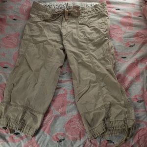 Hollister capri khaki cargo pants women’s 3